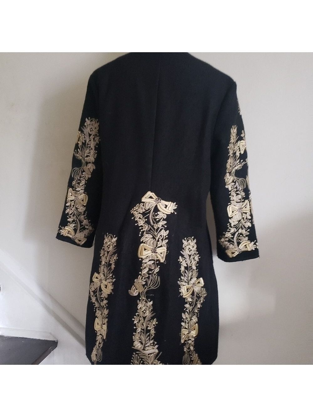 Embroidery Wool Coat - Picture 2 of 16